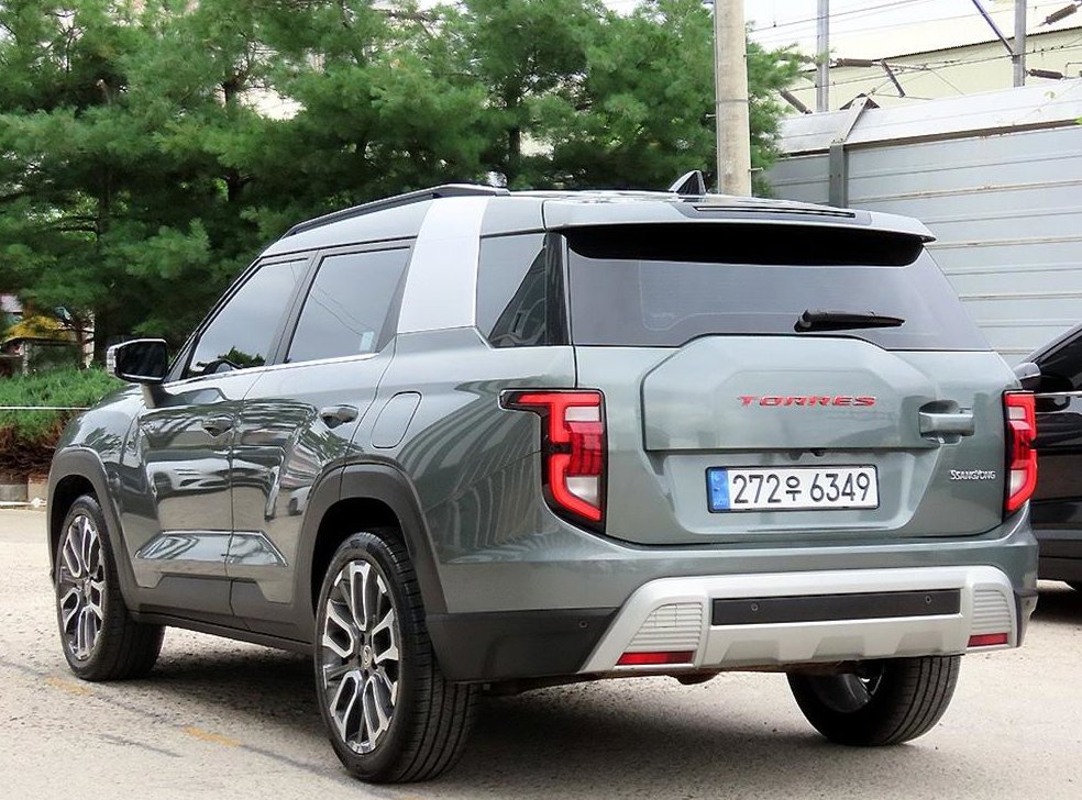 KG모빌리티(쌍용)  토레스 1.5 GDI-T 4WD 사진 3