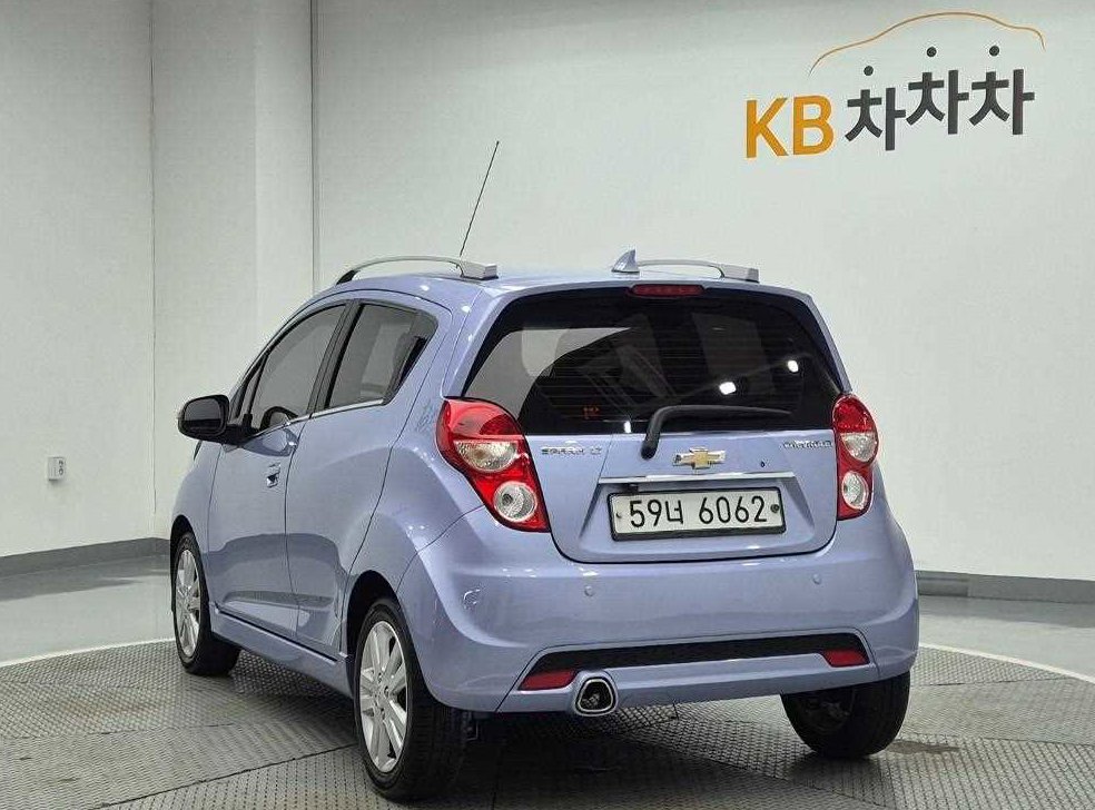 쉐보레 스파크 LT 사진 2
