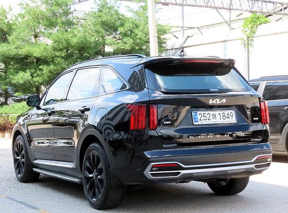 기아 쏘렌토 HEV 1.6 4WD 시그니처 사진 3