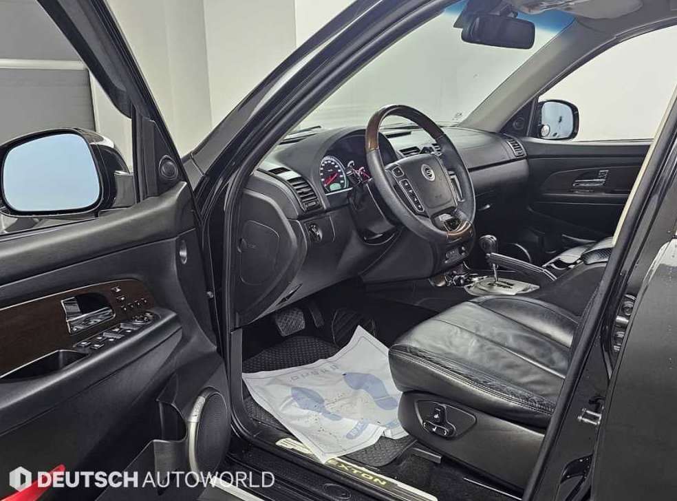 KG모빌리티(쌍용)  렉스턴 2.0  4WD RX7 사진 11