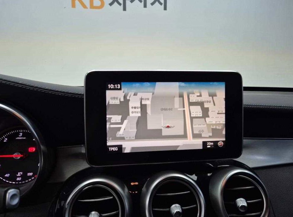 벤츠 GLC 클래스 GLC 220 d 4MATIC 프리미엄 쿠페 사진 14