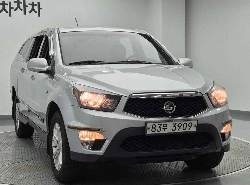 KG모빌리티(쌍용)  코란도 디젤 4WD CX7 사진 4