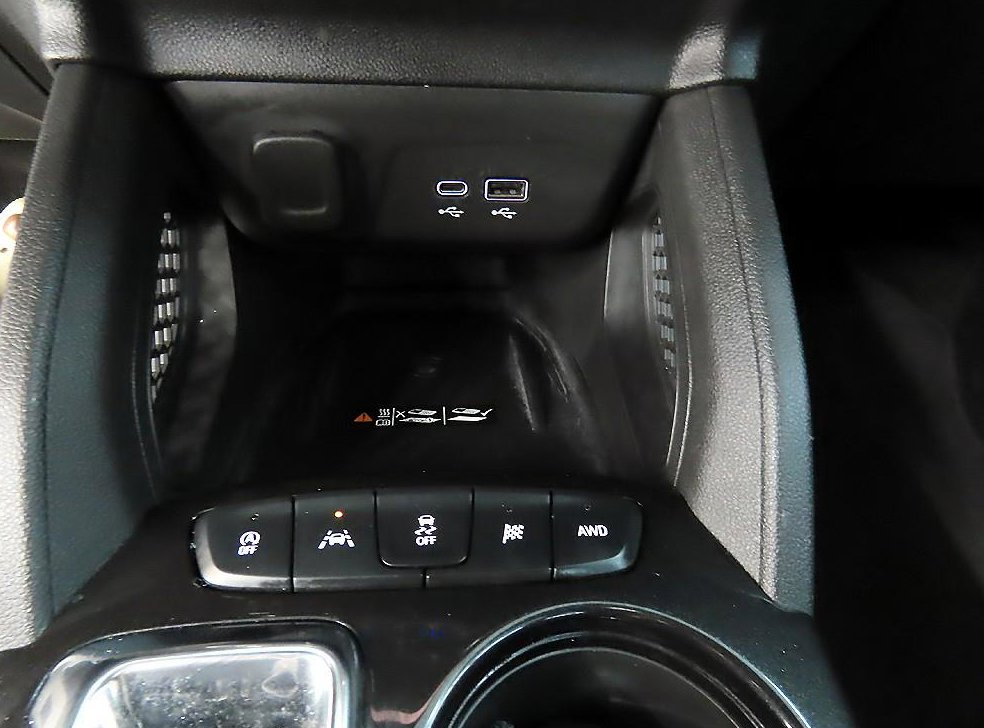 쉐보레 트레일블레이저 가솔린 1.35 터보 4WD 사진 13