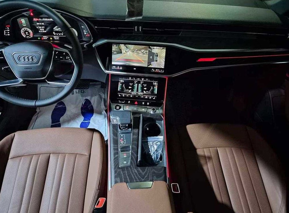 아우디 A6 45 TFSI 콰트로 프리미엄 사진 10