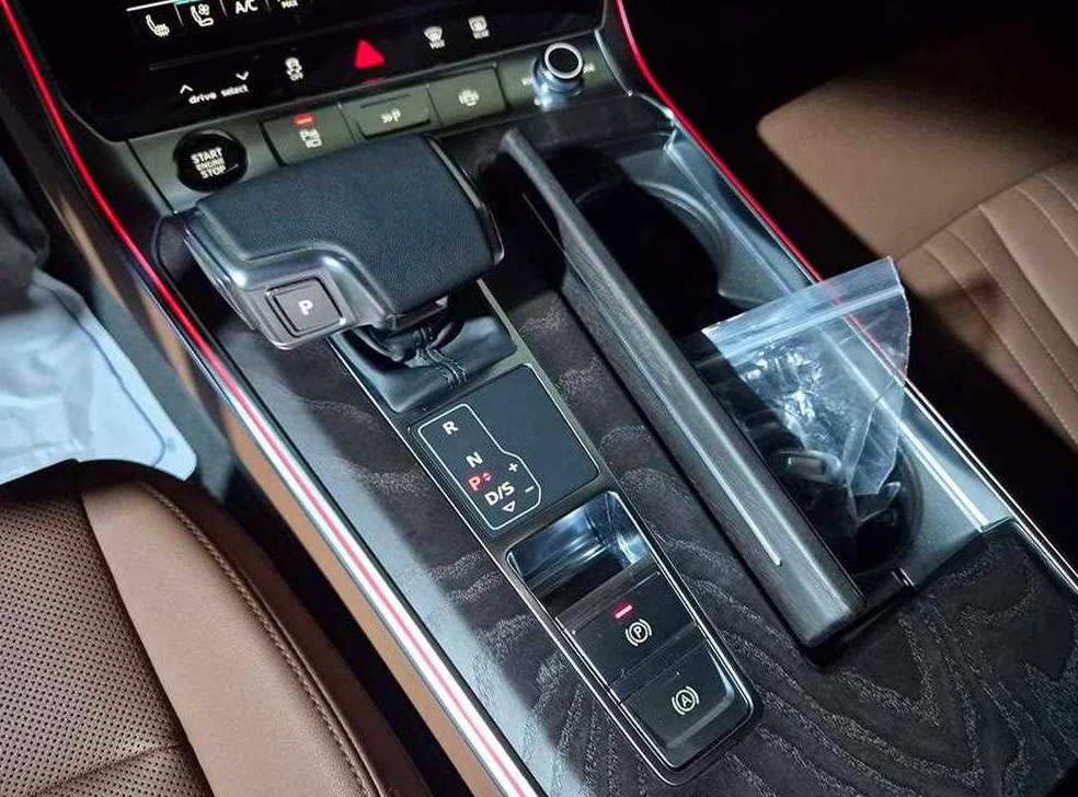 아우디 A6 45 TFSI 콰트로 프리미엄 사진 11