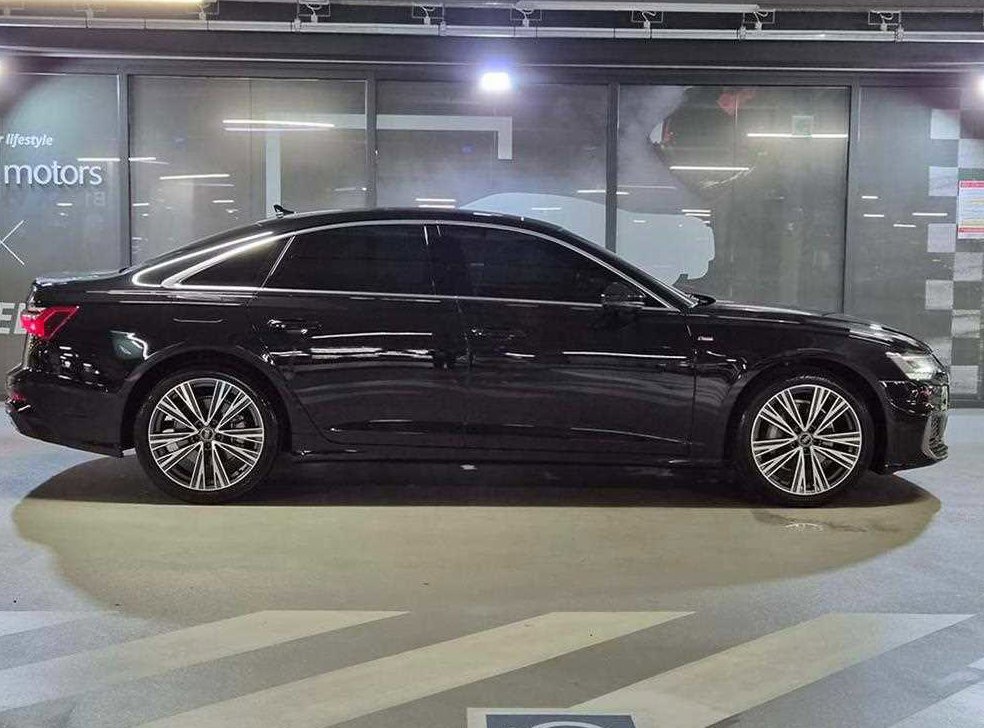아우디 A6 45 TFSI 콰트로 프리미엄 사진 3