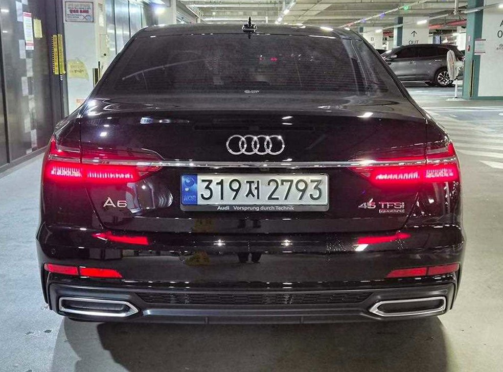 아우디 A6 45 TFSI 콰트로 프리미엄 사진 5