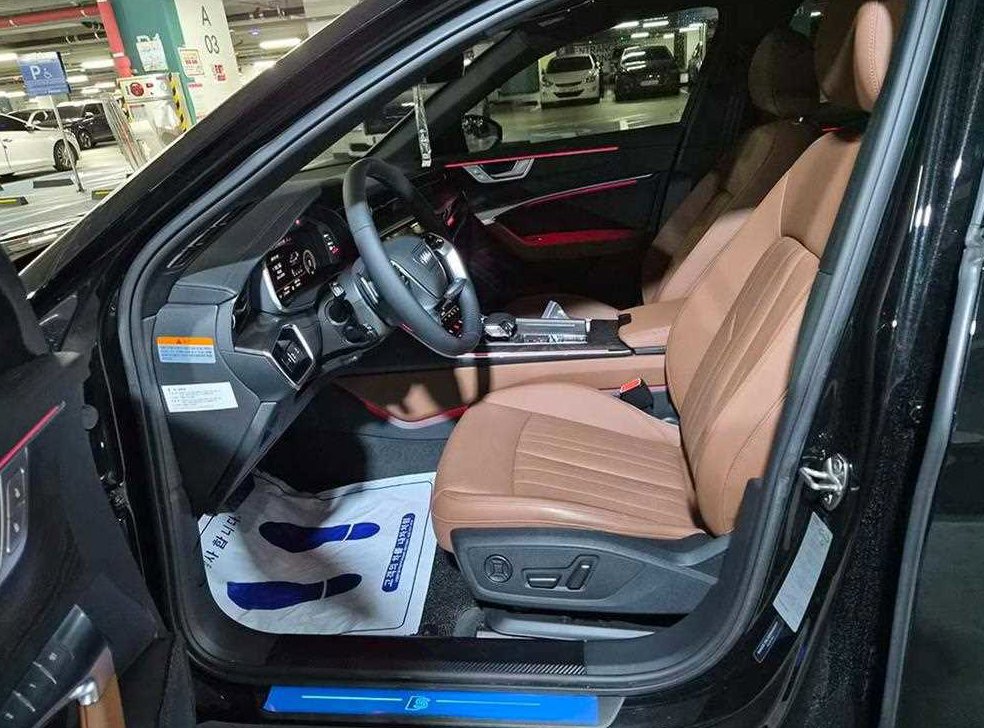 아우디 A6 45 TFSI 콰트로 프리미엄 사진 6