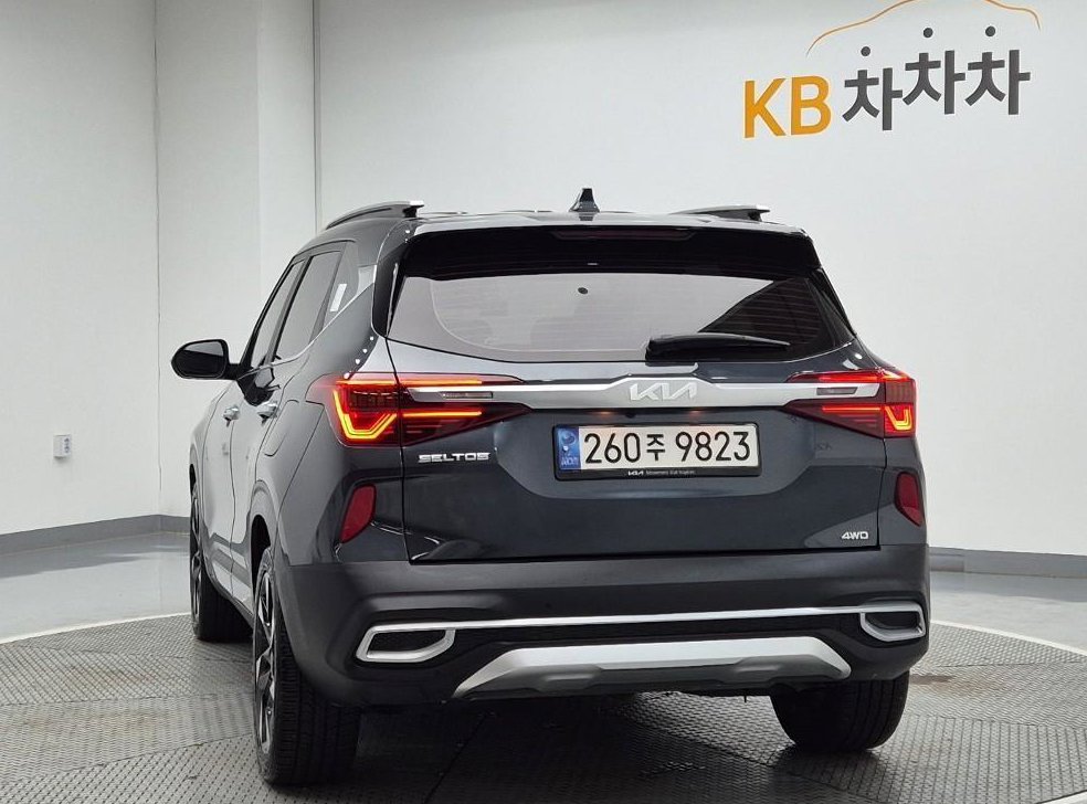 기아 셀토스 가솔린 1.6 터보 4WD 사진 2
