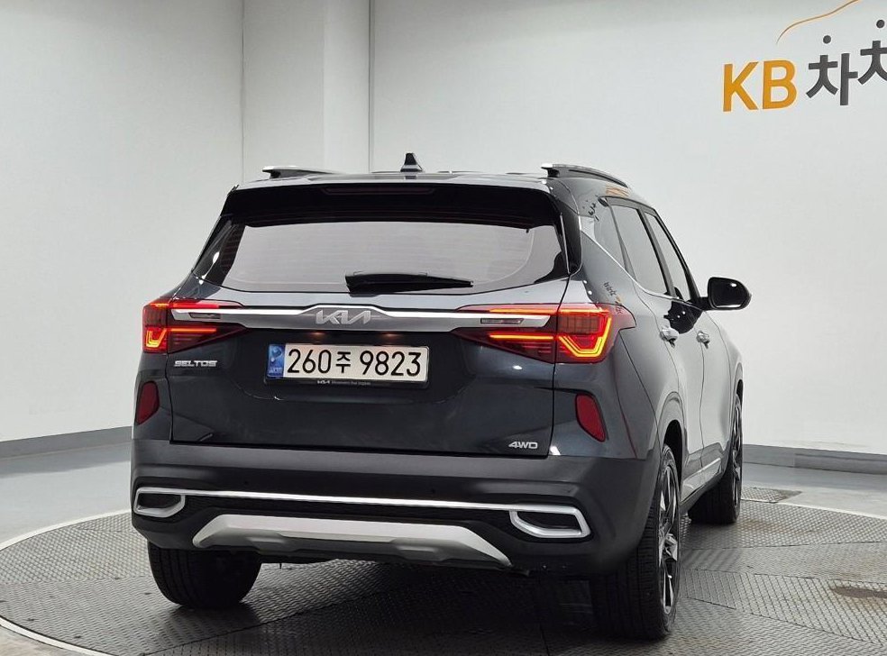 기아 셀토스 가솔린 1.6 터보 4WD 사진 3