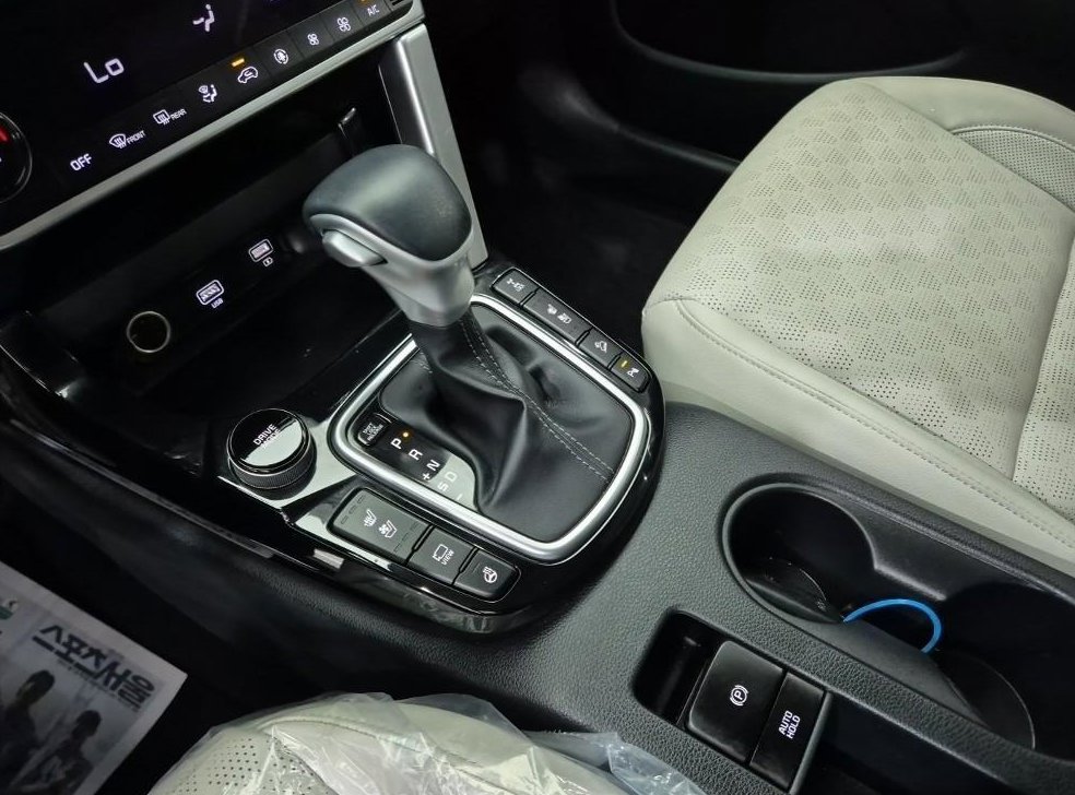 기아 셀토스 가솔린 1.6 터보 4WD 사진 8