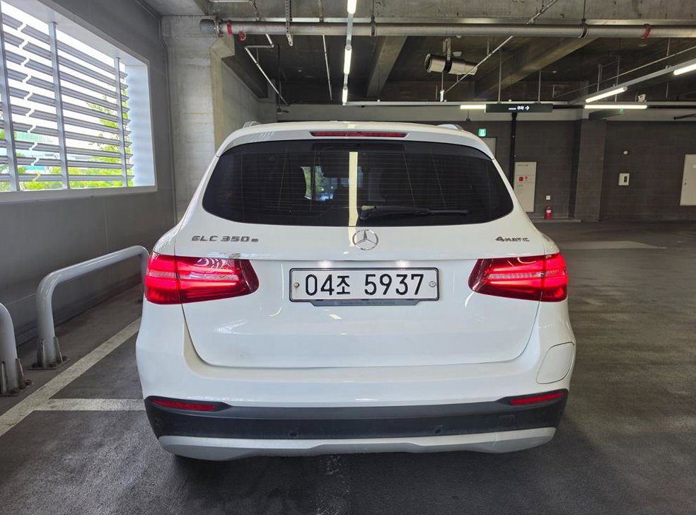 벤츠 GLC 클래스 GLC 350 e 4MATIC 사진 6