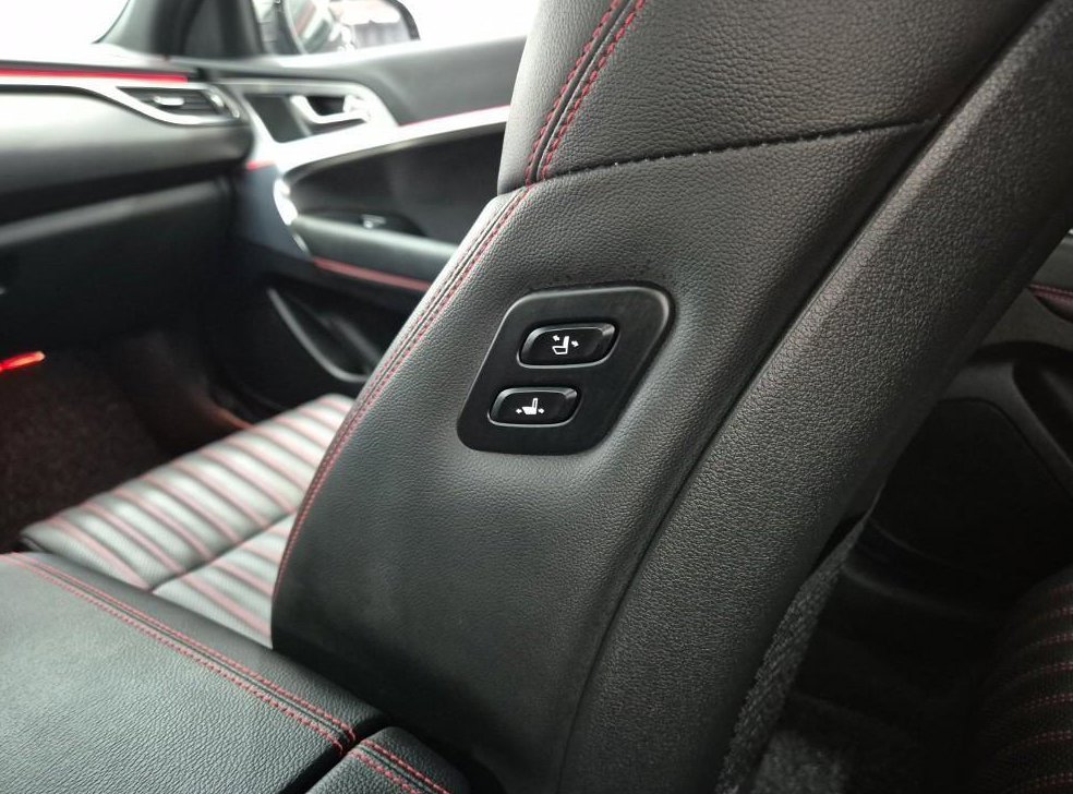 제네시스 G70 가솔린 2.0T 2WD 사진 19