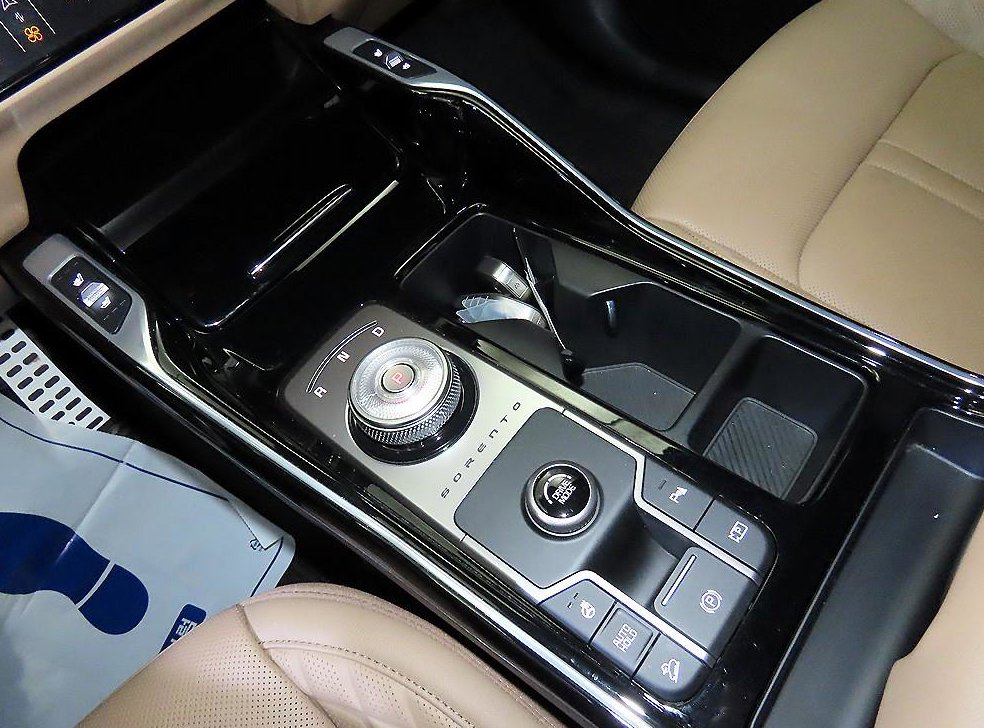 기아 쏘렌토 1.6T 2WD 시그니처 그래비티 사진 12