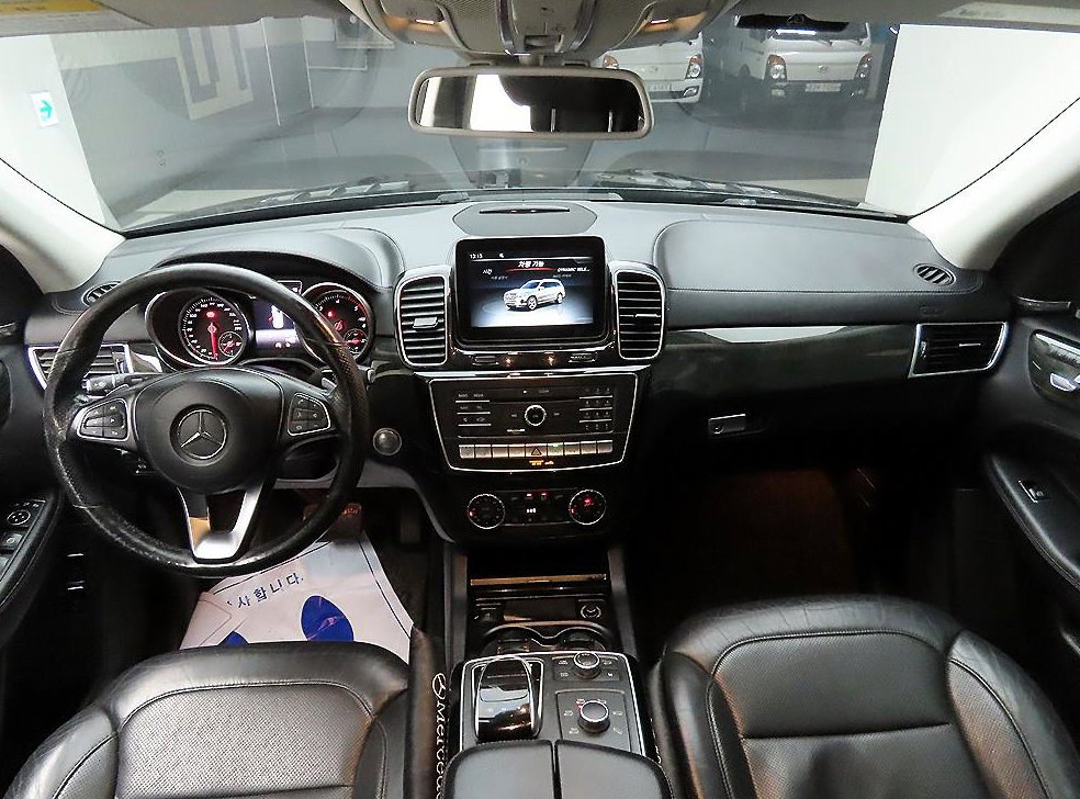 벤츠 GLS 클래스 GLS350 D 4MATIC 사진 8