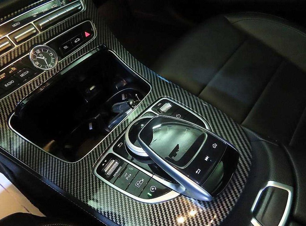 벤츠 E 클래스 E350 4MATIC AMG LINE 사진 13