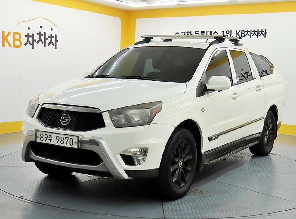 KG모빌리티(쌍용)  코란도 디젤 4WD 익스트림 사진 2