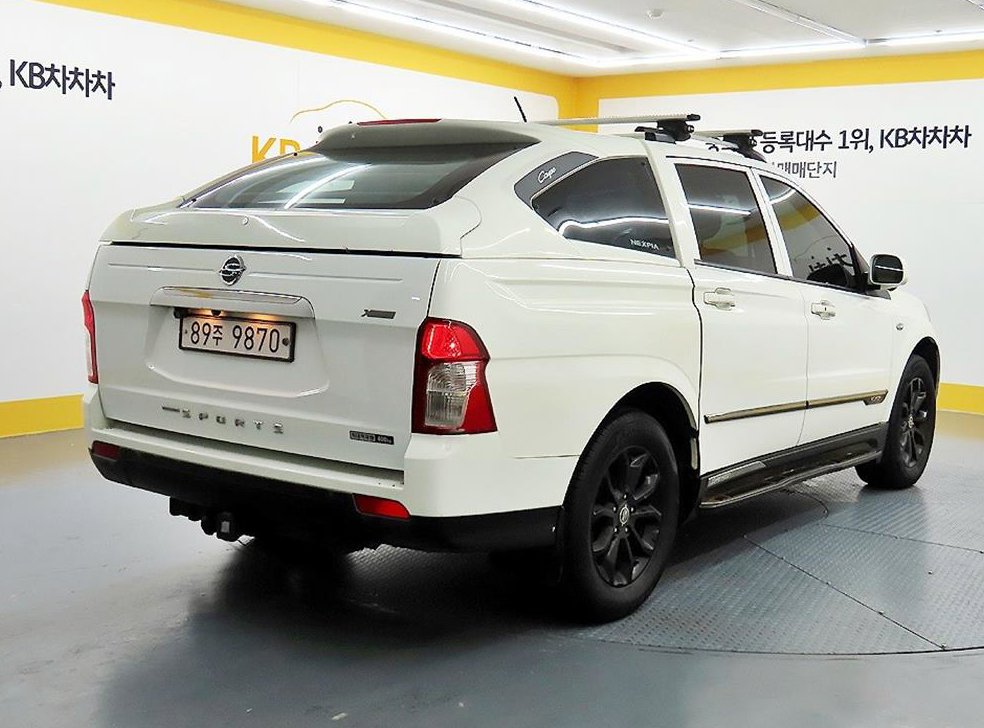 KG모빌리티(쌍용)  코란도 디젤 4WD 익스트림 사진 4