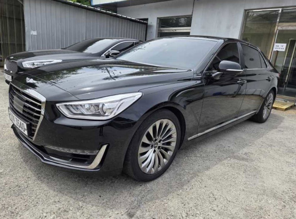 제네시스 EQ900 5.0 GDI AWD 사진 2