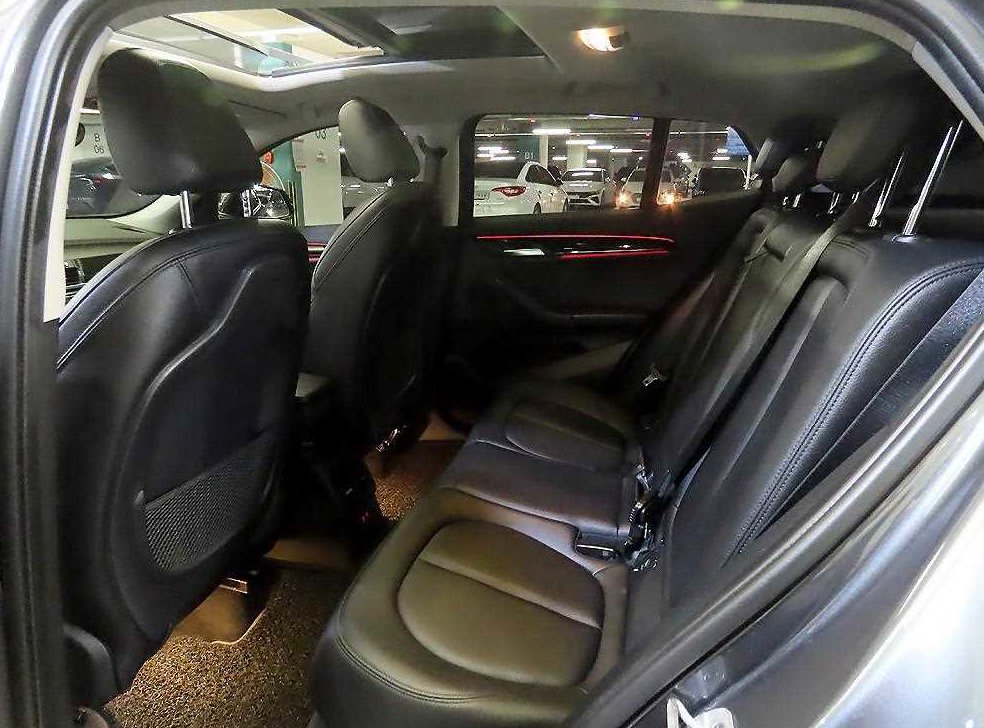 BMW X2 xDrive 20i 어드벤티지 사진 7
