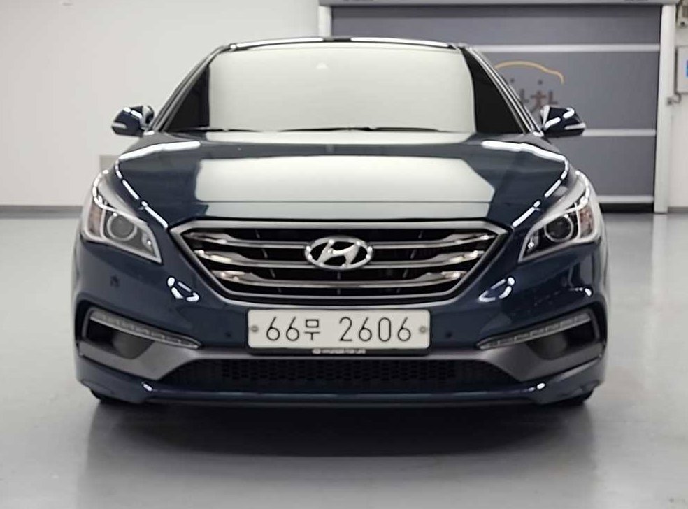 현대 쏘나타 2.0 터보 익스클루시브 사진 2