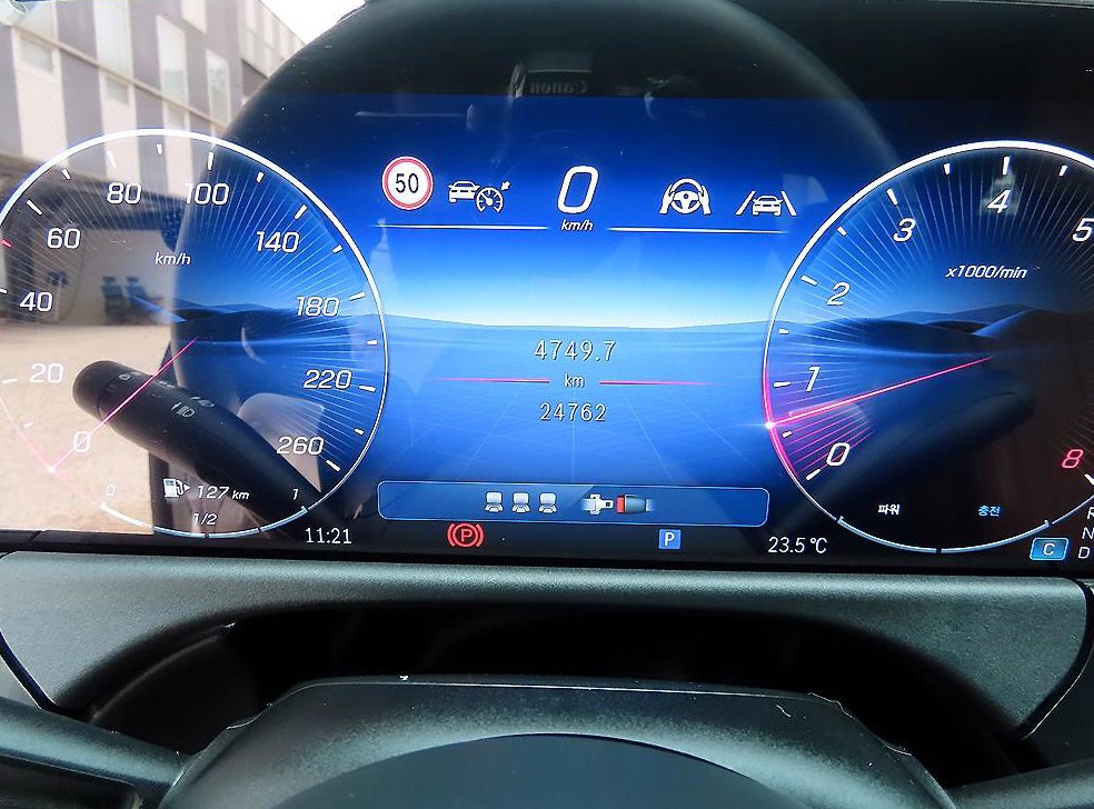벤츠 E 클래스 E200 사진 9