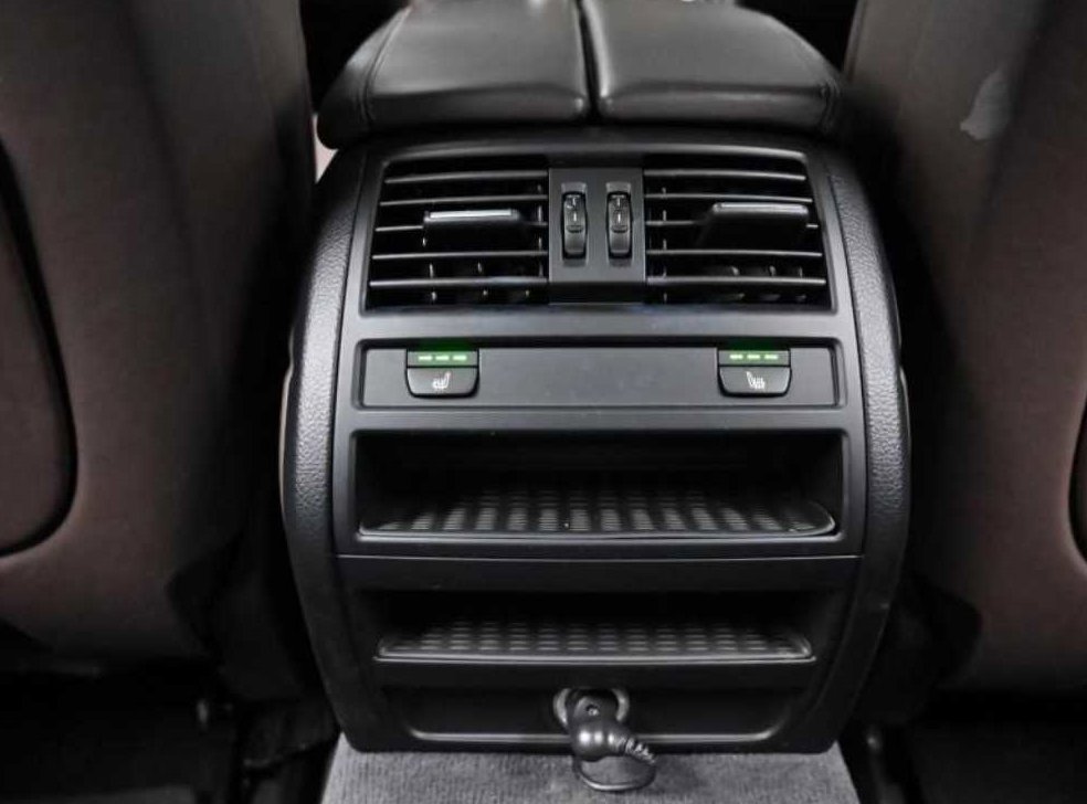 BMW 5시리즈 528i xDrive M 에어로 다이나믹 사진 16