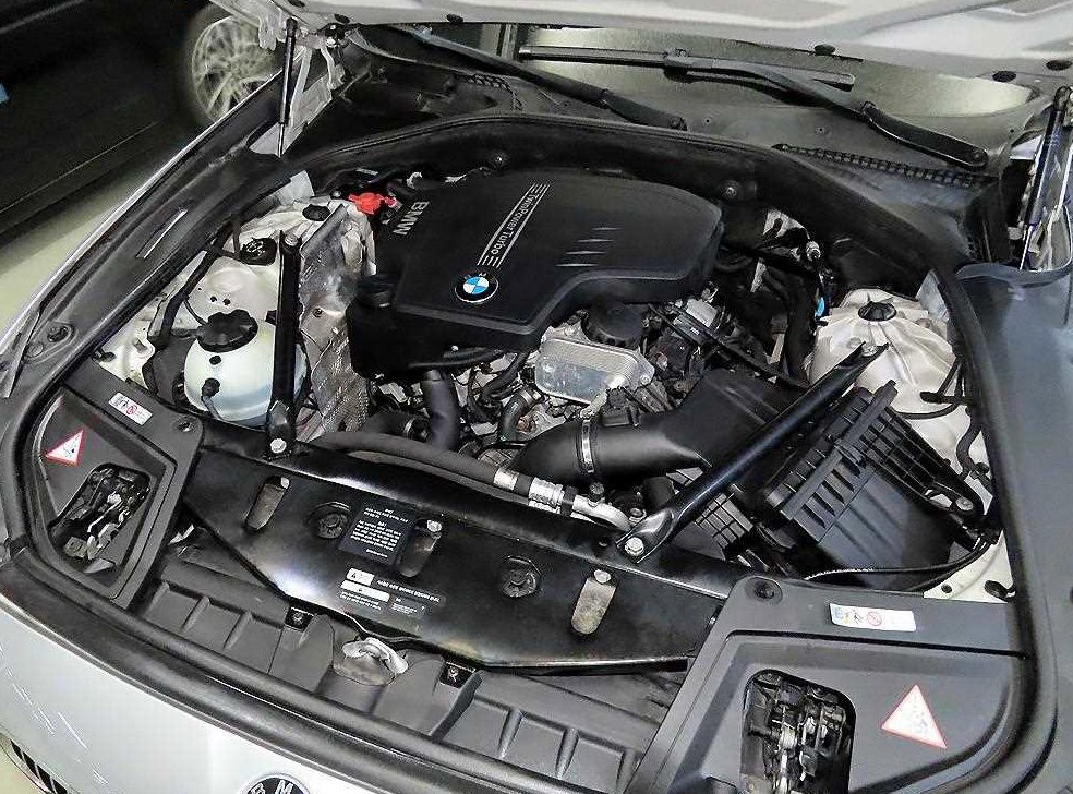 BMW 5시리즈 528i 사진 19
