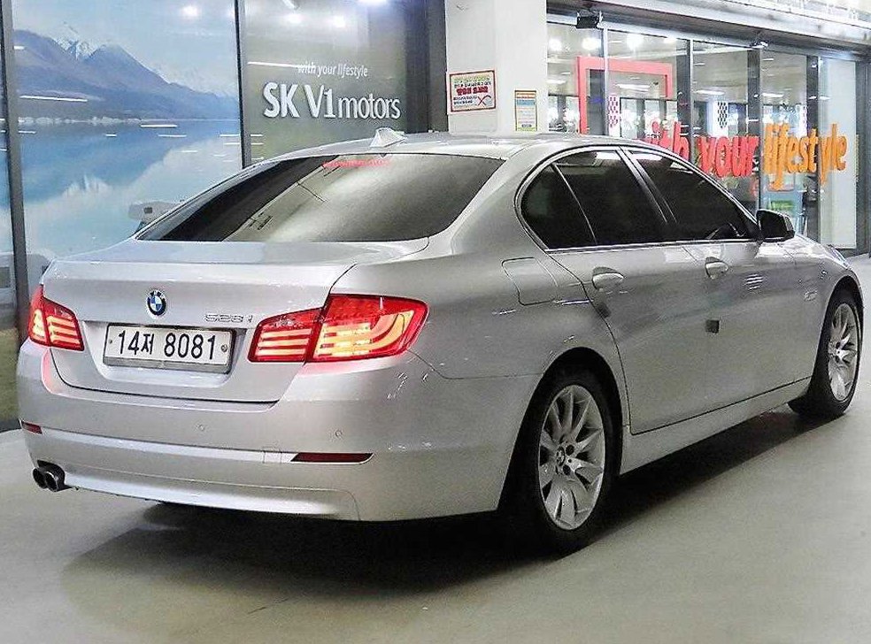 BMW 5시리즈 528i 사진 4