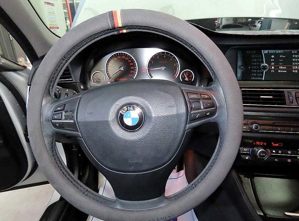 BMW 5시리즈 528i 사진 8