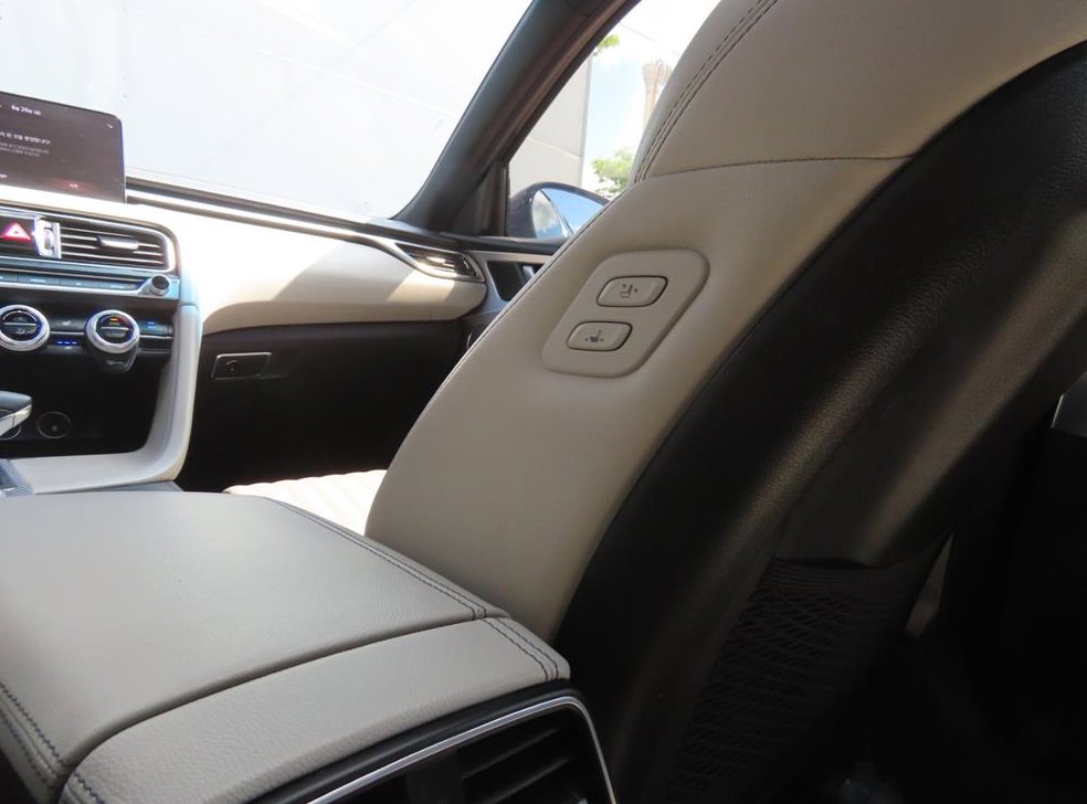 제네시스 G70 가솔린 3.3T 2WD 사진 8