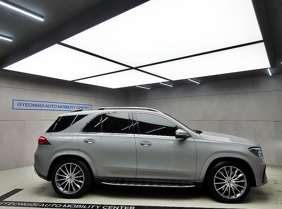 벤츠 GLE 클래스 GLE 450 4MATIC 사진 2