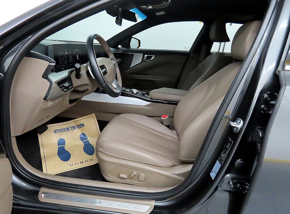 기아 K8 2.5 2WD 사진 5