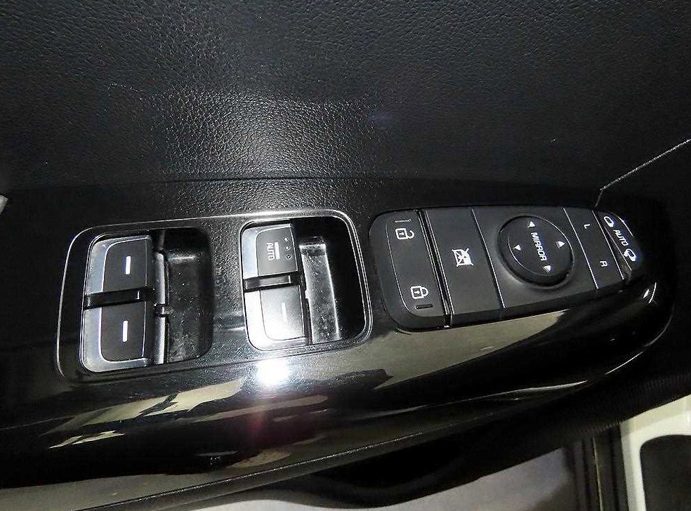 기아 스포티지 2.0 디젤 2WD 사진 13