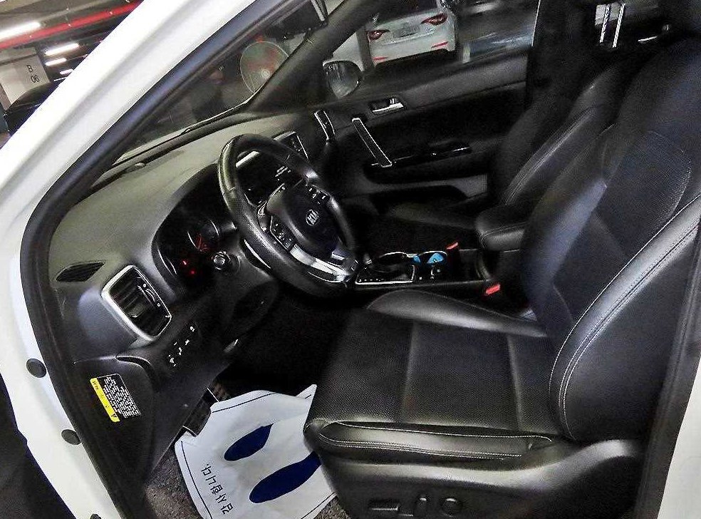 기아 스포티지 2.0 디젤 2WD 사진 6