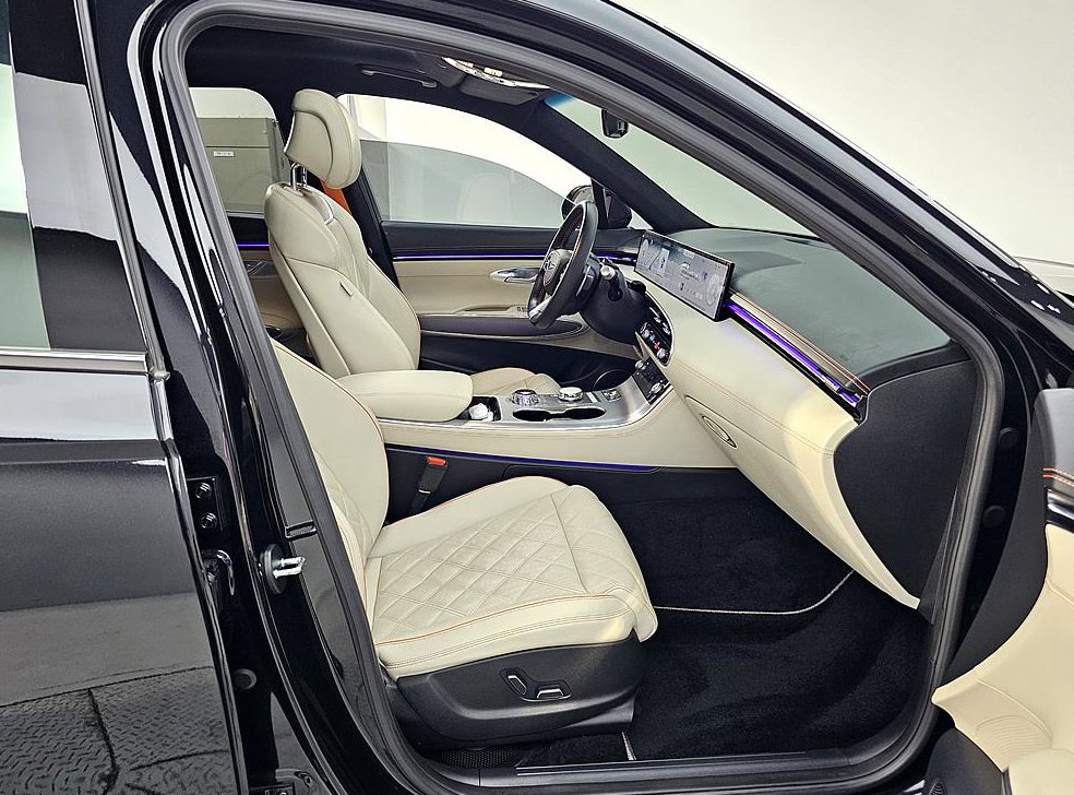 제네시스 GV70 2.5T 가솔린 AWD 사진 11