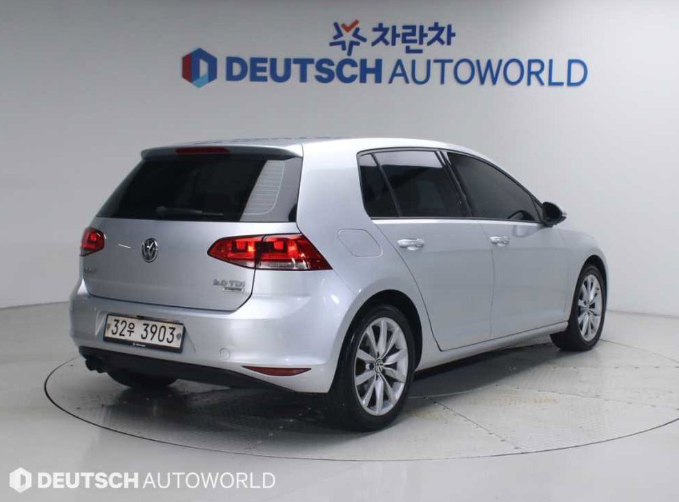 폭스바겐 골프 2.0 TDI 사진 2