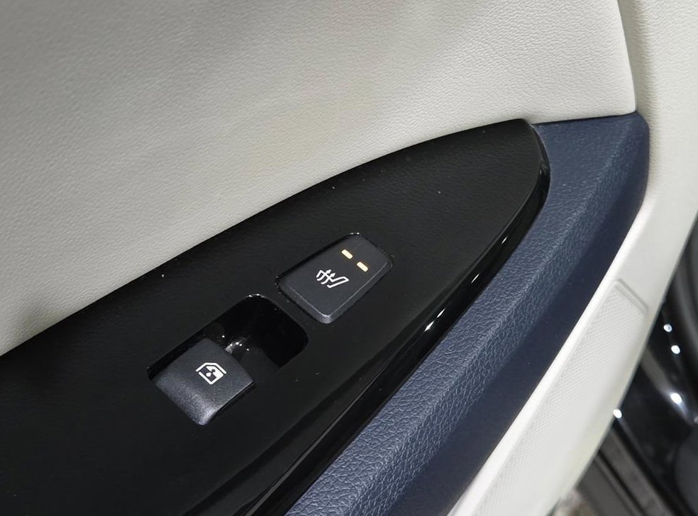 기아 스포티지 1.6 가솔린 2WD 사진 17
