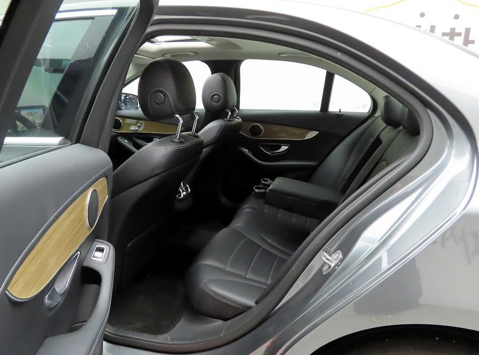 벤츠 C 클래스 C220 d 익스클루시브 사진 13