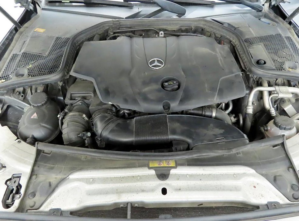 벤츠 C 클래스 C220 d 익스클루시브 사진 20