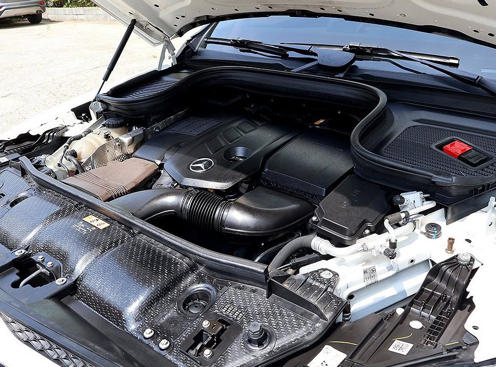 벤츠 GLE 클래스 GLE 300d 4MATIC 사진 18