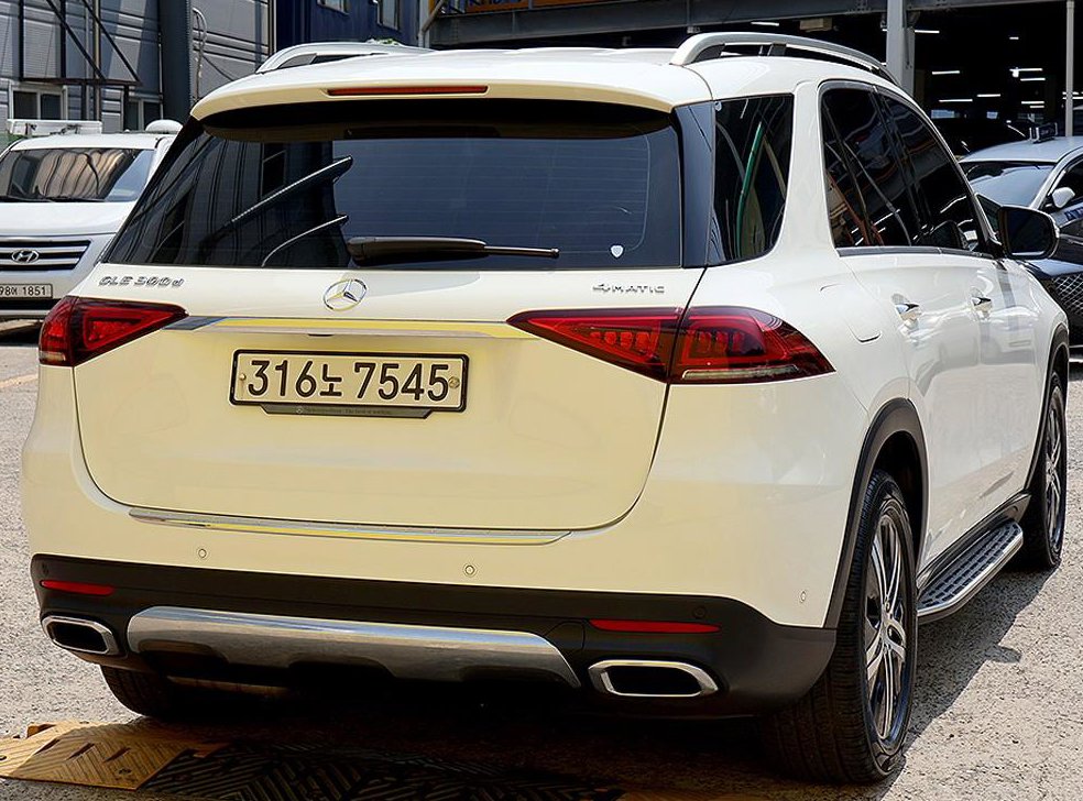 벤츠 GLE 클래스 GLE 300d 4MATIC 사진 4