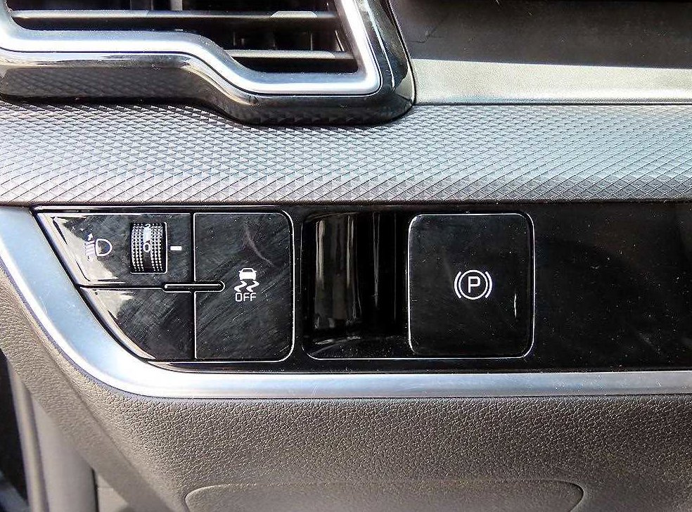 기아 스포티지 2.0 디젤 2WD 사진 12