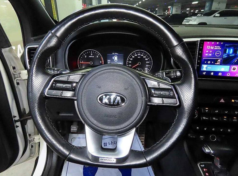 기아 스포티지 2.0 디젤 2WD 사진 8
