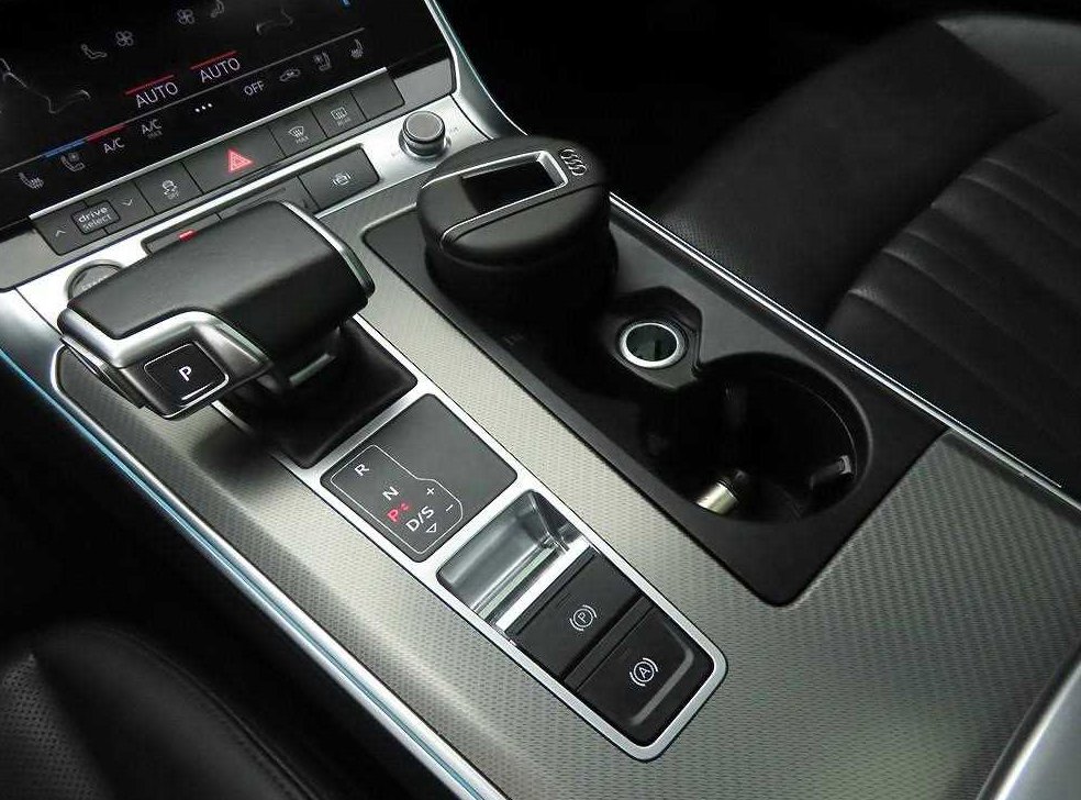 아우디 A6 45 TFSI 프리미엄 사진 10