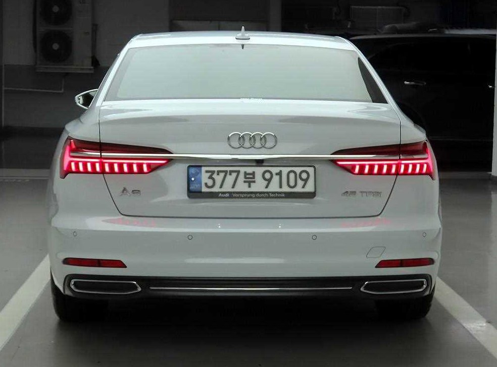 아우디 A6 45 TFSI 프리미엄 사진 3