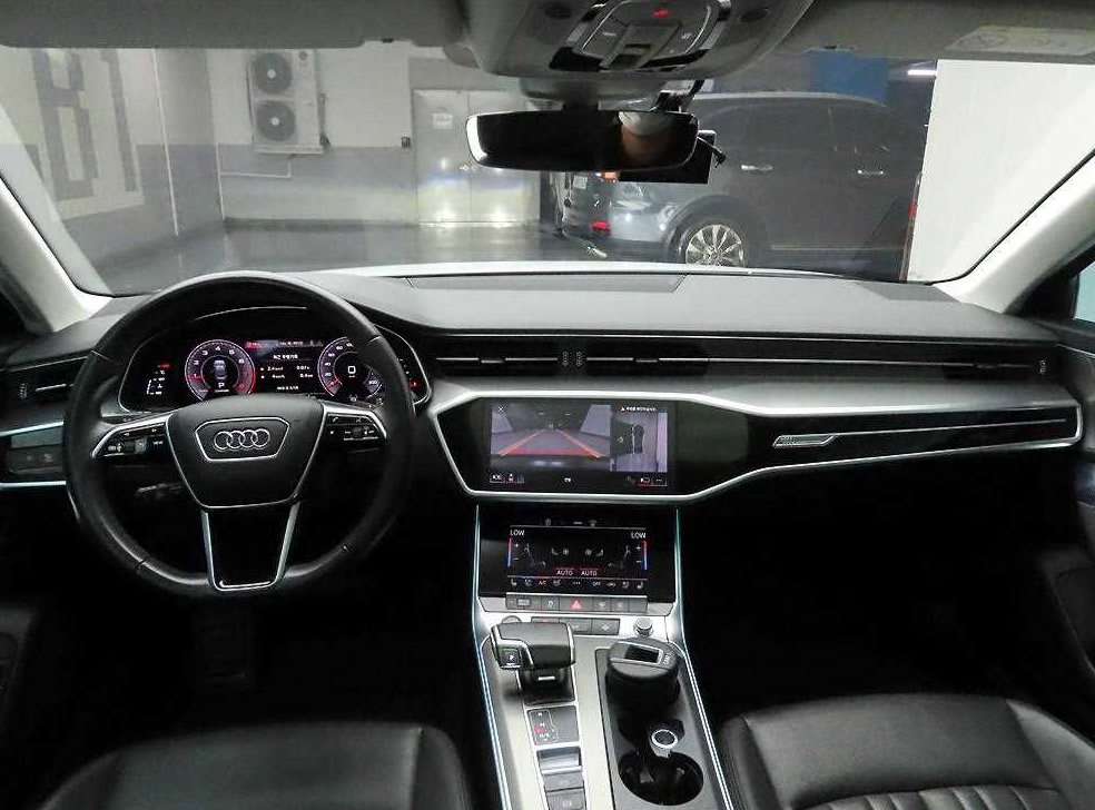 아우디 A6 45 TFSI 프리미엄 사진 6
