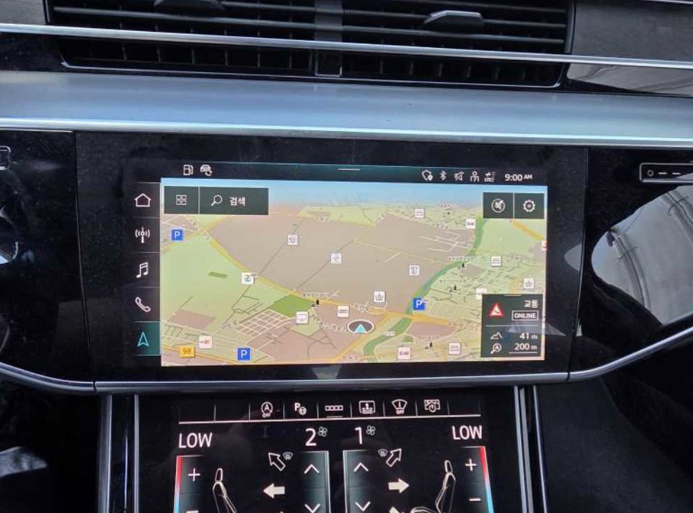 아우디 A8 60 TFSI 콰트로 LWB 사진 8