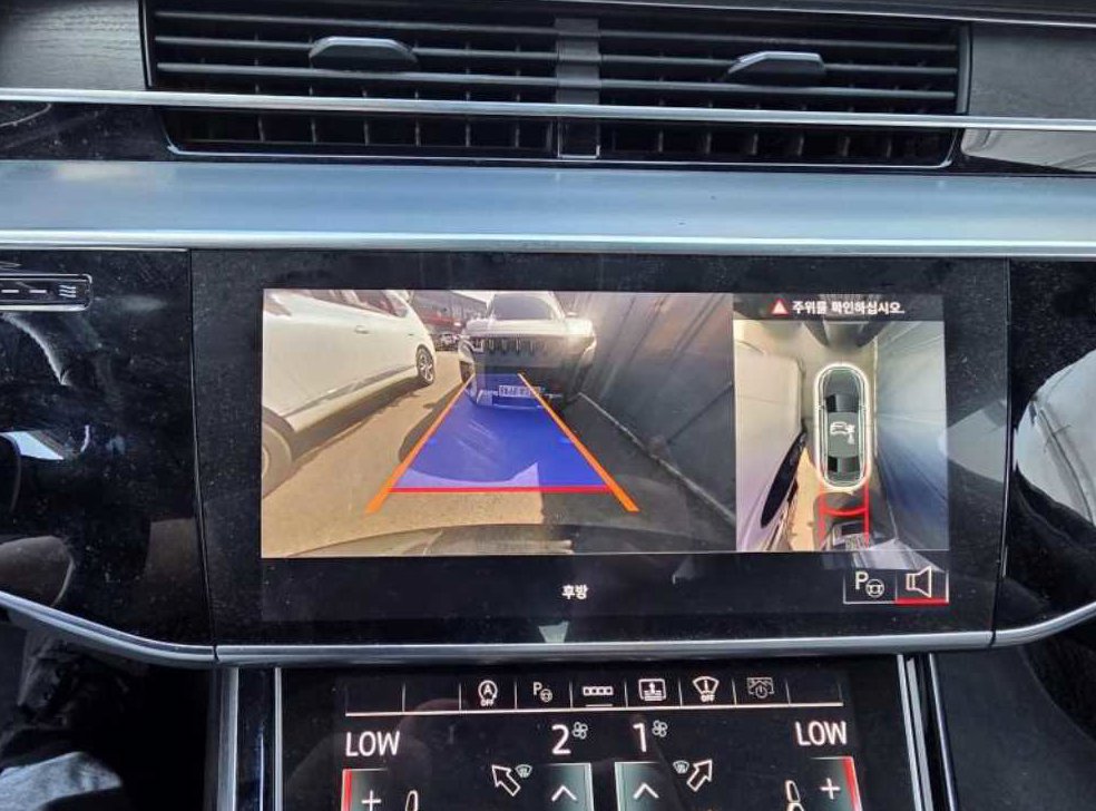 아우디 A8 60 TFSI 콰트로 LWB 사진 9