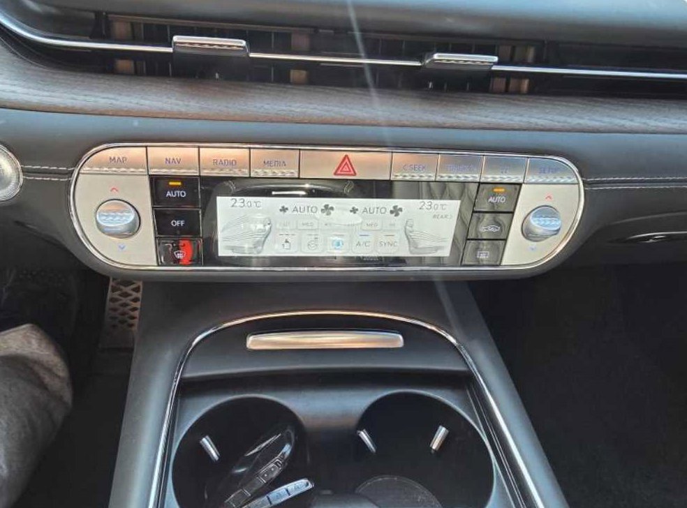 제네시스 G90 3.5T GDI e-S/C LWB AWD 사진 10